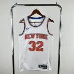 Camisa branca dos New York Knicks de Karl-Anthony Towns #32 | Camisa Swingman da NBA New York Knicks White Karl-Anthony Towns #32 Jersey | NBA Swingman Jersey