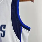 Dallas Mavericks Kyrie Irving #11 Youth White Jersey