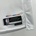 Jersey Mikal Bridges #25 branco dos New York Knicks | Jersey Swingman da NBA