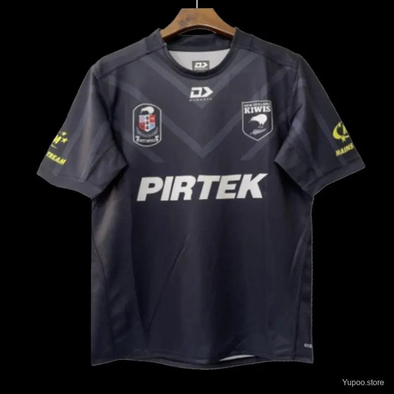 Jersey 2026 dos Kiwis da Nova Zelândia em preto alternado com padrão Chevron tonal