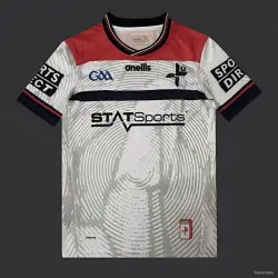 25/26 Kids Kildare GAA White with Red Shoulders and Circular Pattern Jersey - product photo US24.99 - 25/26 Kids Kildare GAA White with Red Shoulders and Circular Pattern Jersey