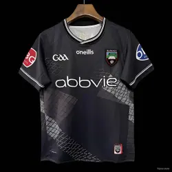 25/26 Sligo GAA Black with Geometric Pattern Jersey - product photo US24.99 - 25/26 Sligo GAA Black with Geometric Pattern Jersey