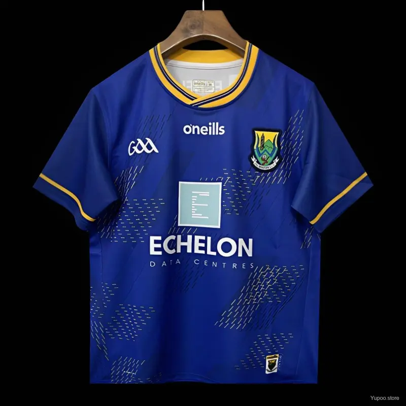 Camisola 25/26 da Wicklow GAA, azul com detalhes dourados