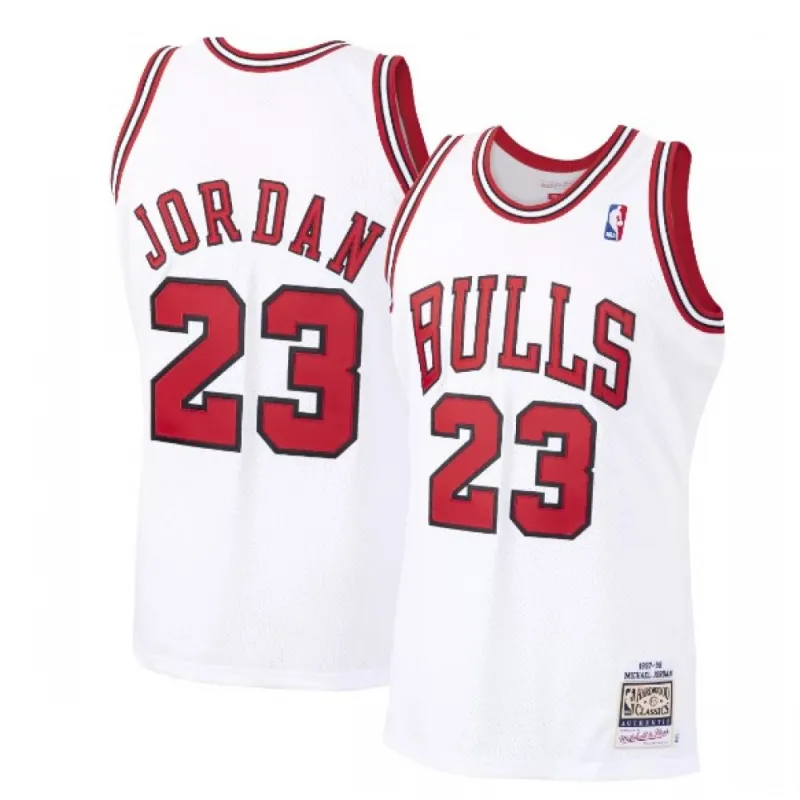 Men’s Chicago Bulls Michael Jordan #23 Throwback White 1997-98 Hardwood Classics Player Jersey