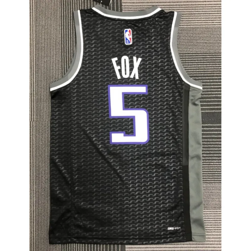 Men’s Sacramento Kings De’Aaron Fox #5 Jordan Black 2021/22 Swingman Jersey – City Edition