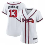 Maglia da gioco replica da donna degli Atlanta Braves di Ronald Acuña Jr., prodotta da Nike – Bianca