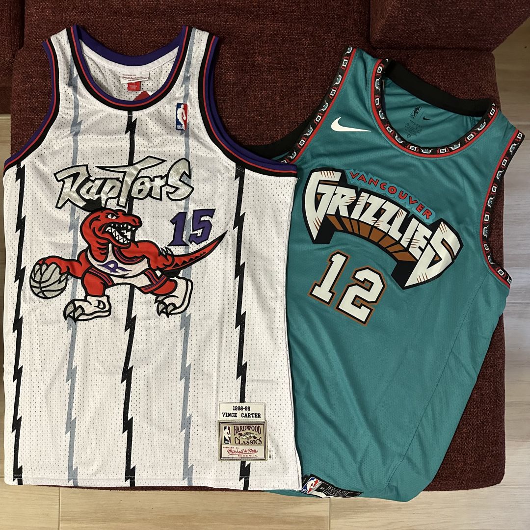 Men's Toronto Raptors Vince Carter #15 White 1998-99 Hardwood Classics Swingman Jersey photo review
