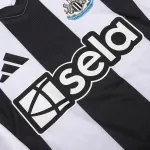 Camisola de futebol autêntica do Newcastle United 2024/25