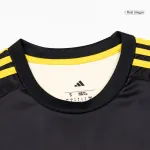 Malla de casa del Club América femenino 2025/26