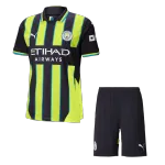 Maglie Manchester City in trasferta Kit 2024/25 Divisa da trasferta del Manchester City 2024/25