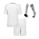 Maglie da calcio per bambini del Real Madrid Home Kit completo 2024/25.