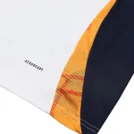 Camisola de futebol pré-jogo do Real Madrid 2024/25 Branco