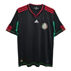 Vintage Soccer Jersey Retro Mexico Away 2010 World Cup - product photo Vintage Men's Soccer Jersey Retro Mexico Away 2010 World Cup front view, showing green design and crest.