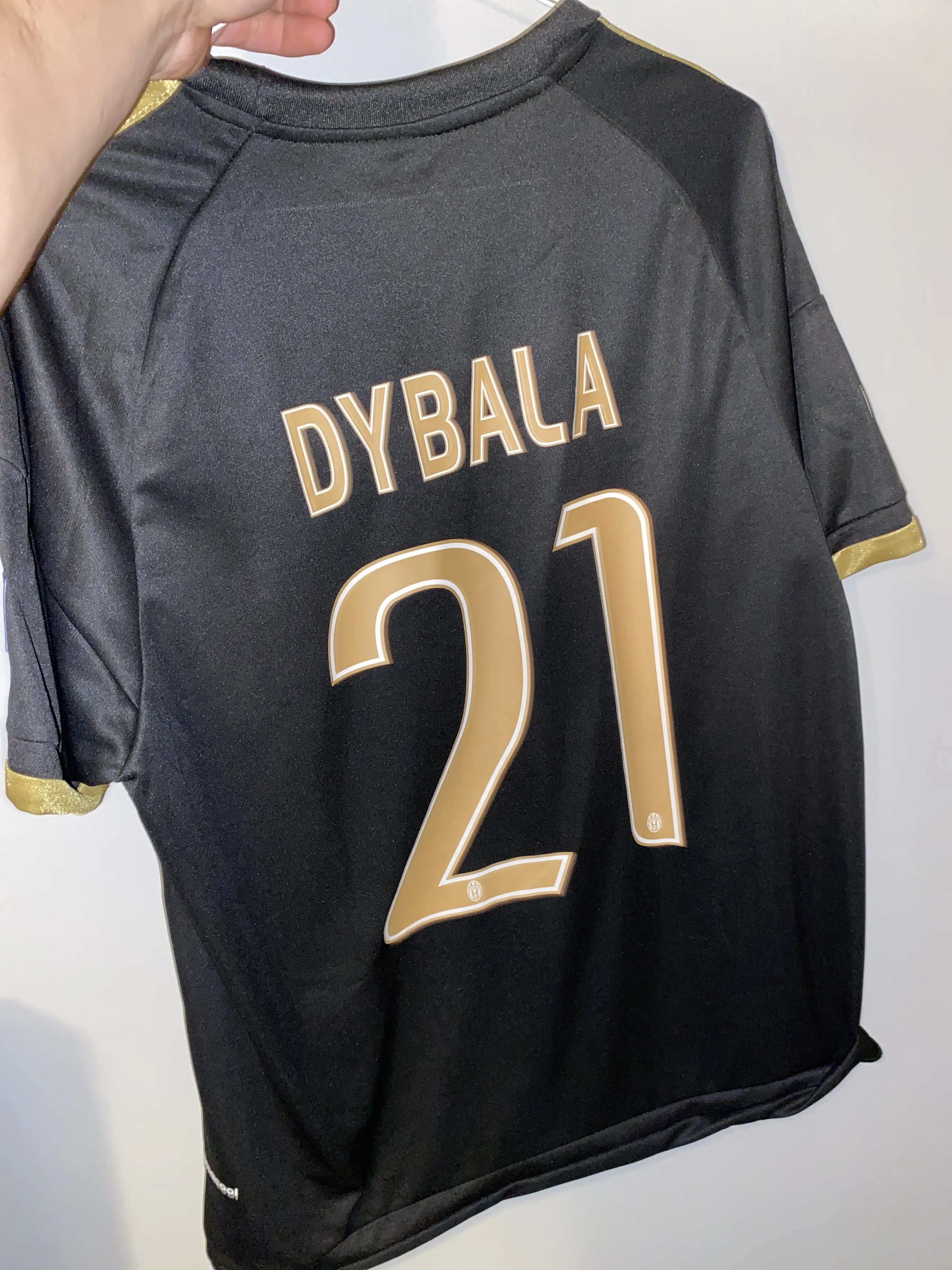 Retro Juventus Terza Maglia 2015/16 foto recensione