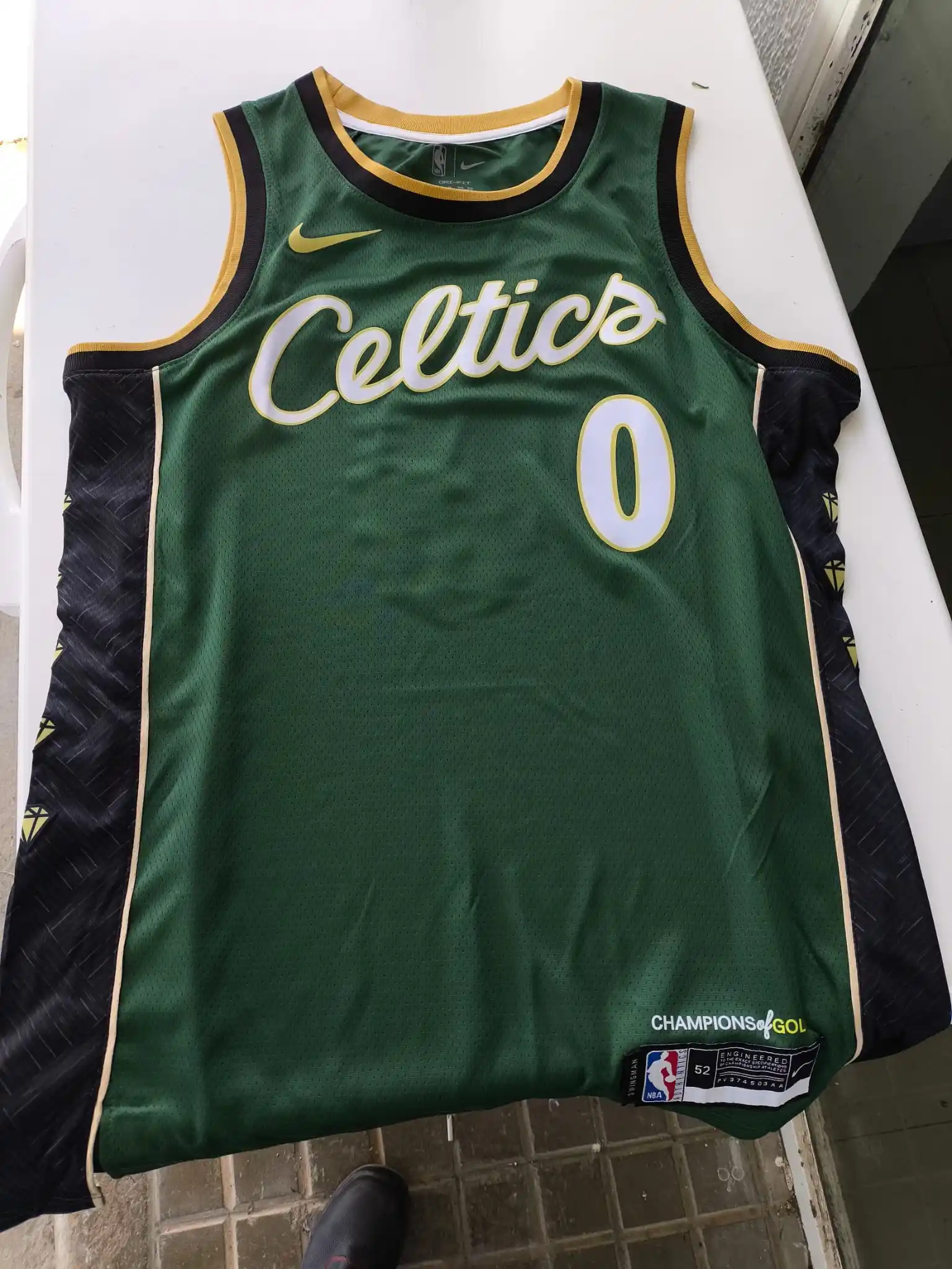 Jayson Tatum Boston Celtics Unisex 2022/23 Swingman Jersey - City Edition - Kelly Green fotoreview