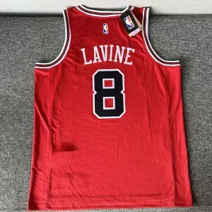 Anklicken für Vollbildansicht 2023/24 Chicago Bulls Zach LaVine #8 Men's Jersey photo review