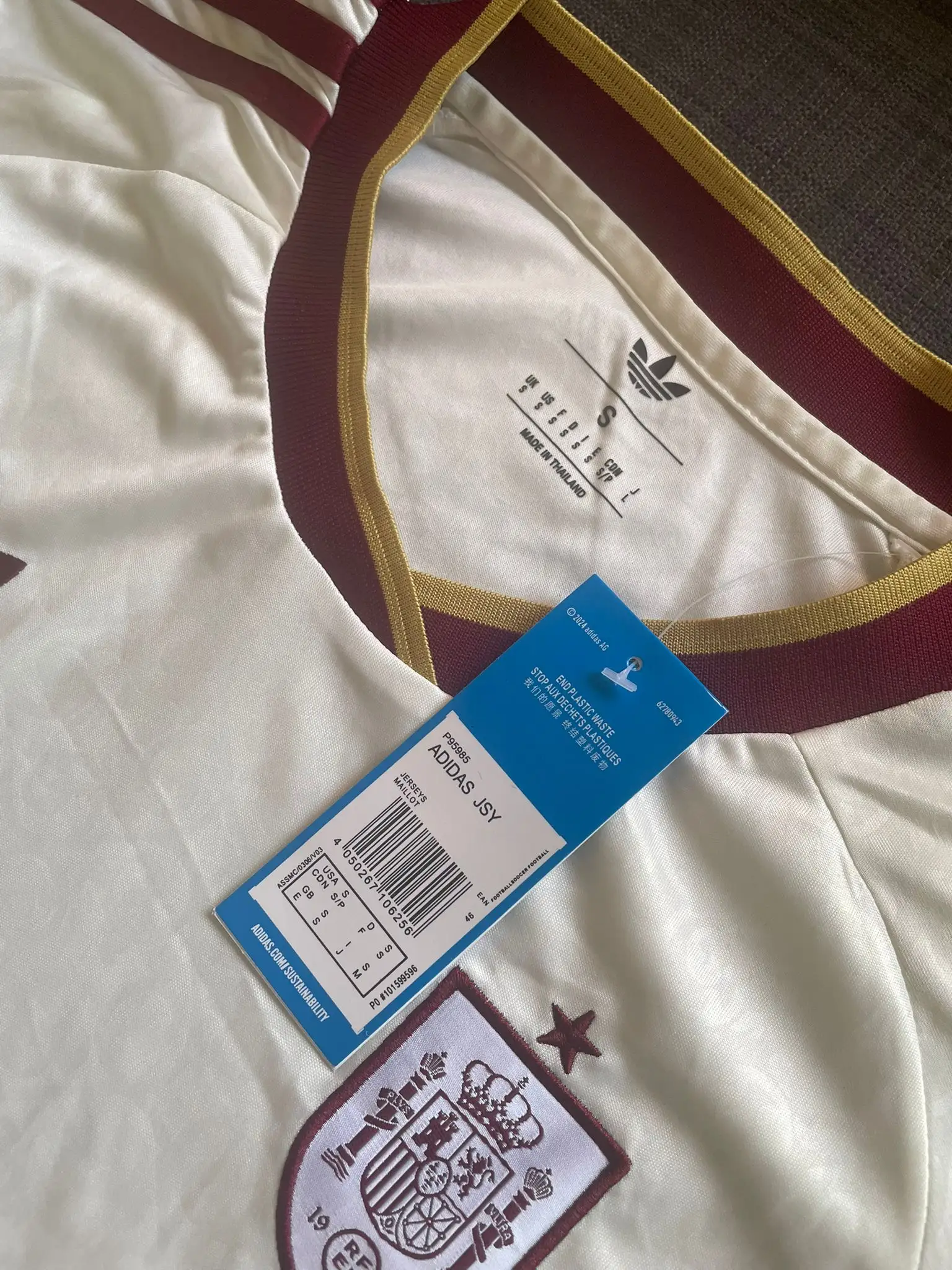 Spain 2026 Home Women's Crop Top Style Jersey photo review