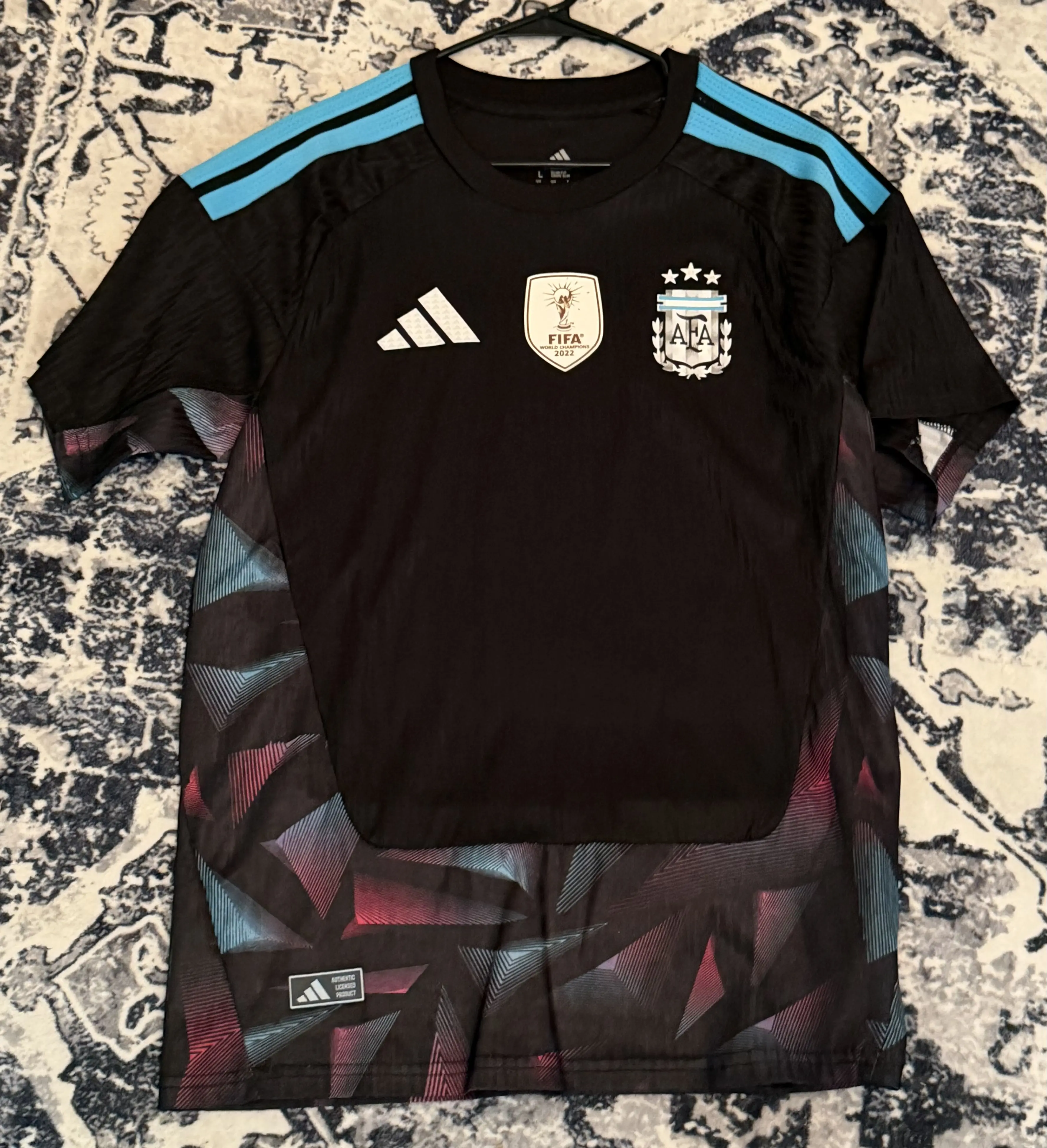 Fare clic per visualizzare lo schermo intero 2026 Argentina Goalkeeper Kit World Cup Player Version jersey photo review