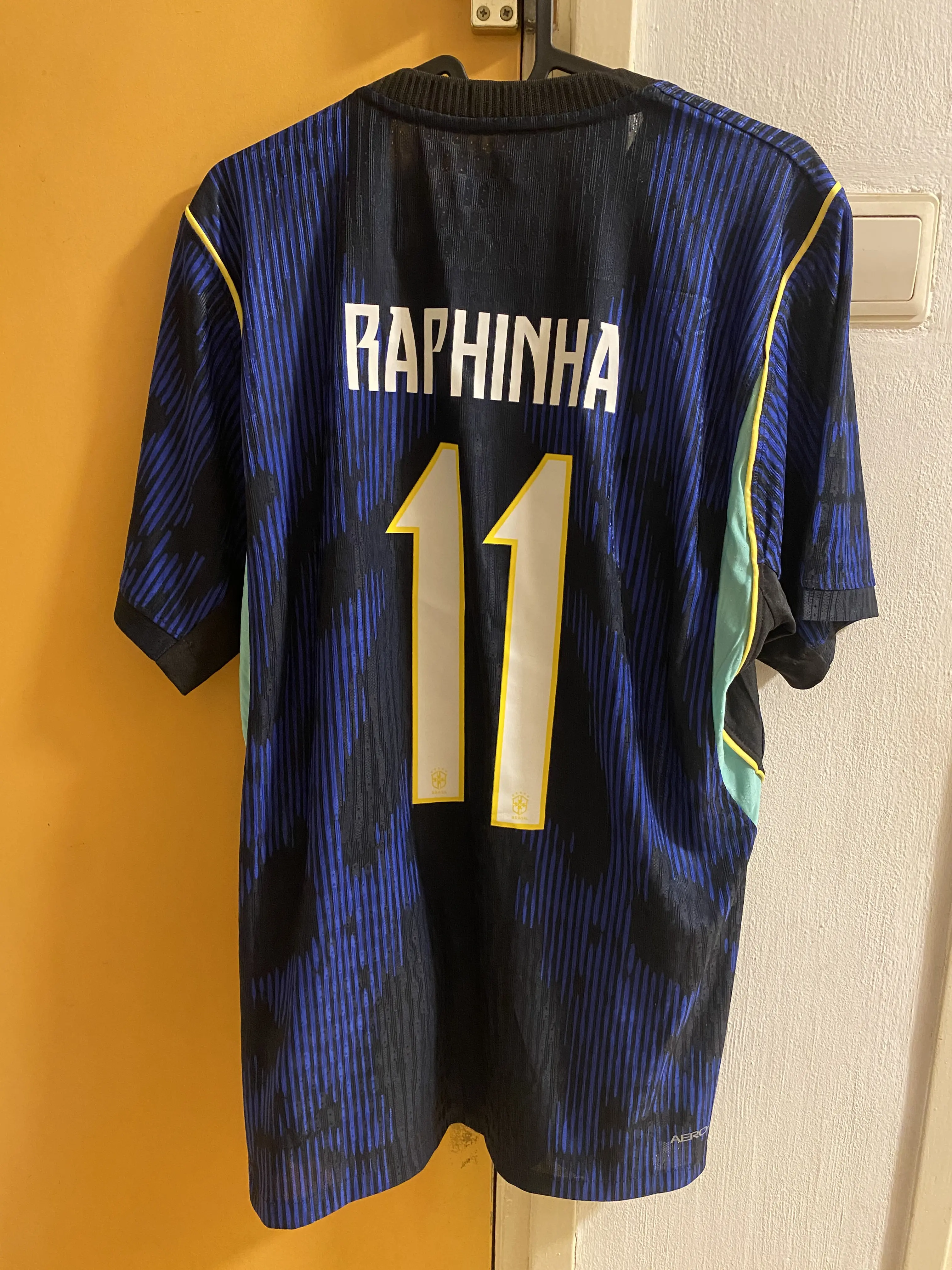 Coupe du Monde 2026 Brésil Jersey Away Player Version photo review