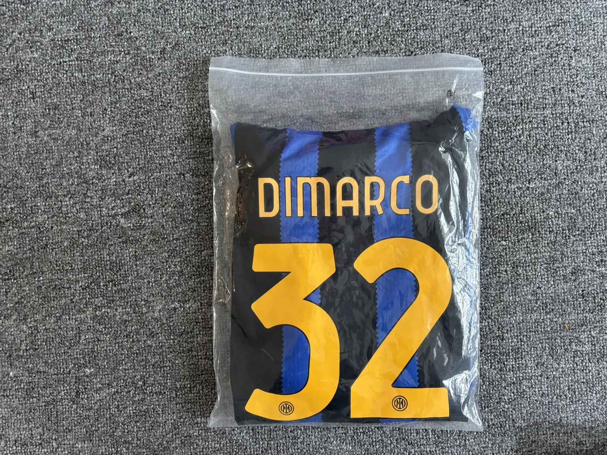 Fare clic per visualizzare lo schermo intero Recensione fotografica della maglia da bambino in casa dell’Inter Milano 26/27
