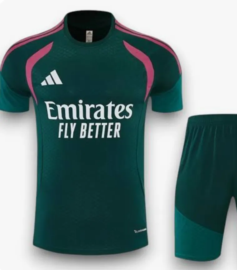 Click to view full screen 2026/27 Real Madrid Green Training Suit photo review