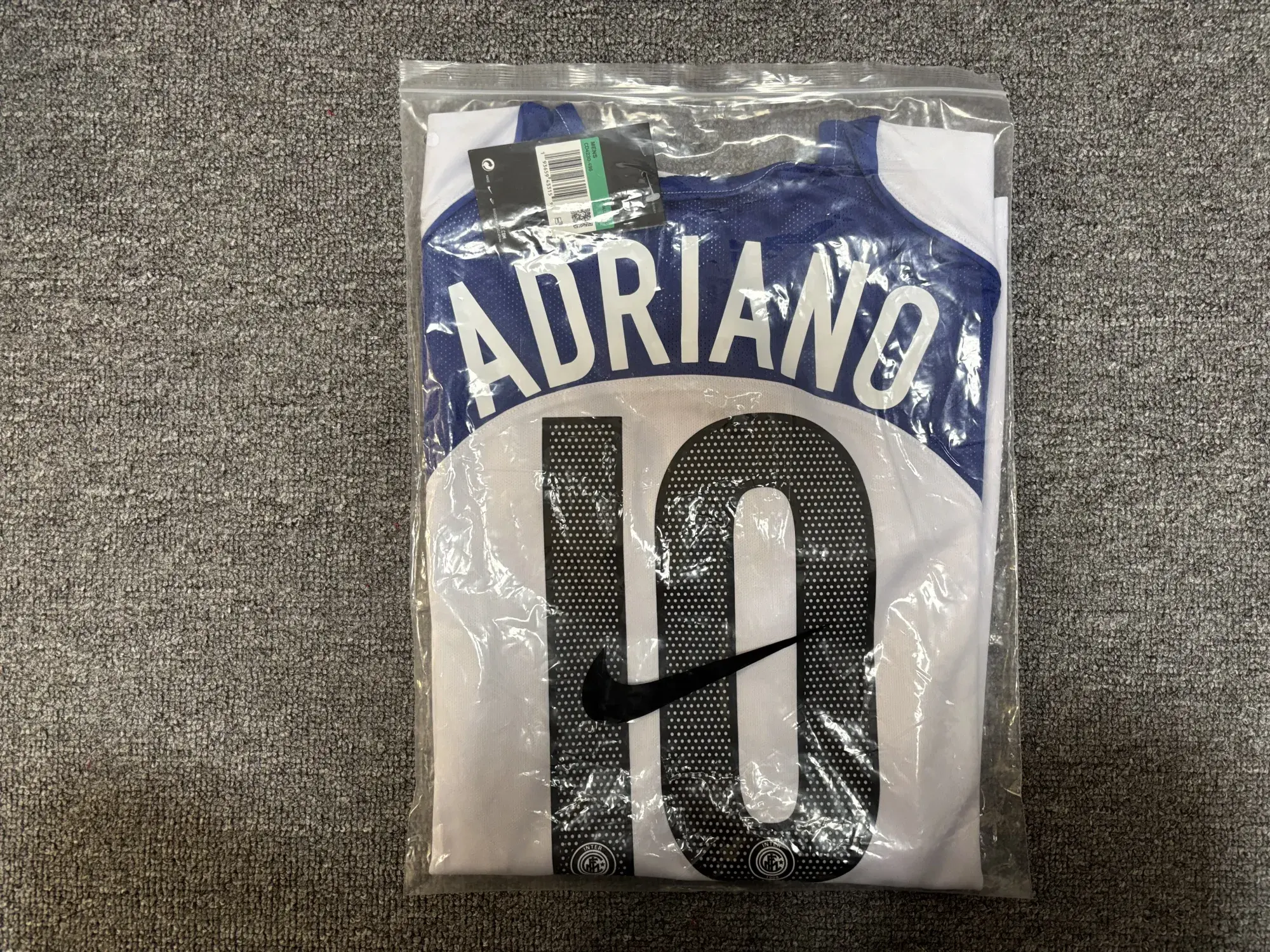 04/05 Inter Milan Away white soccer jersey photo review