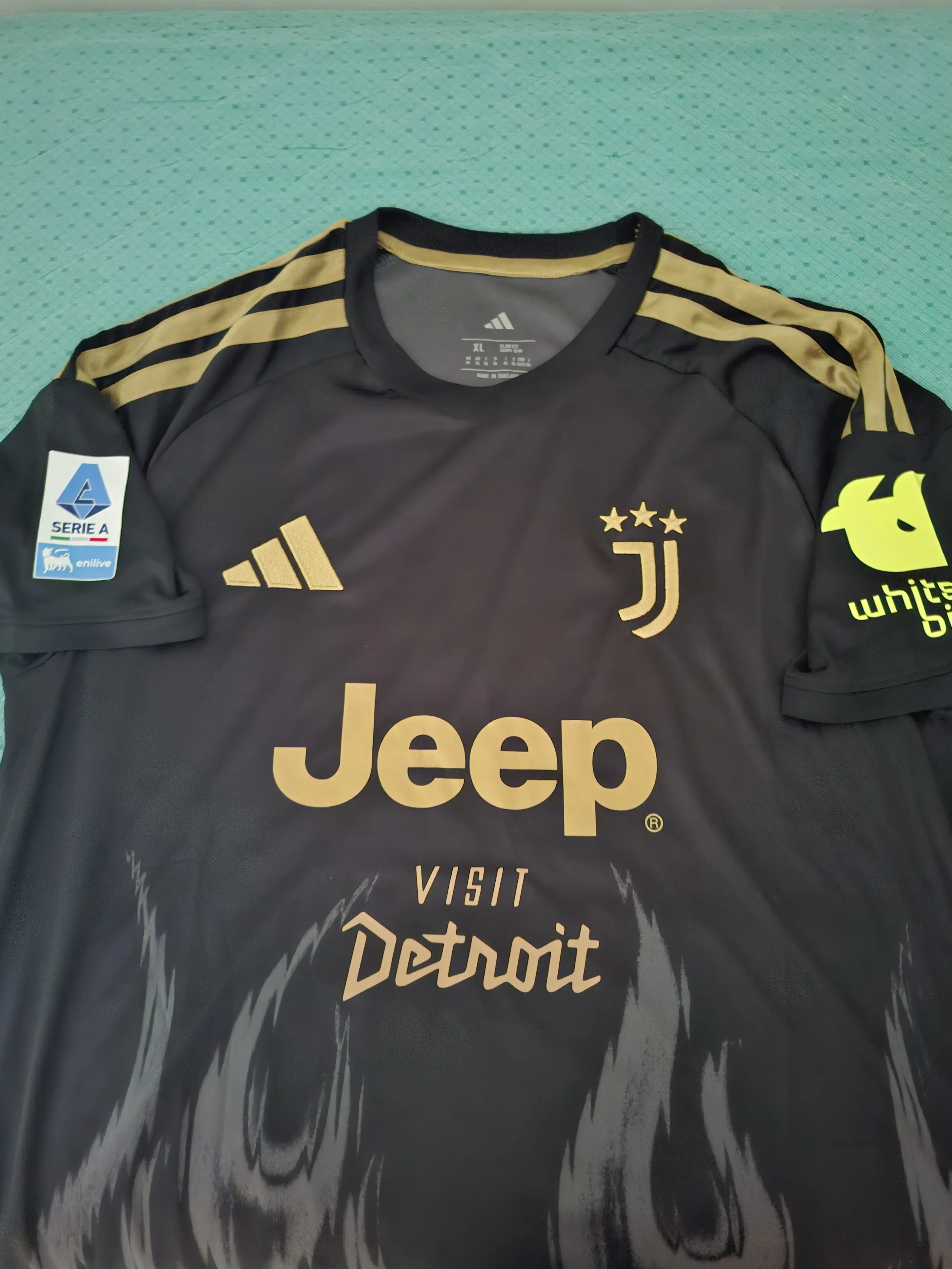 26/27 Juventus Third Jersey photo review