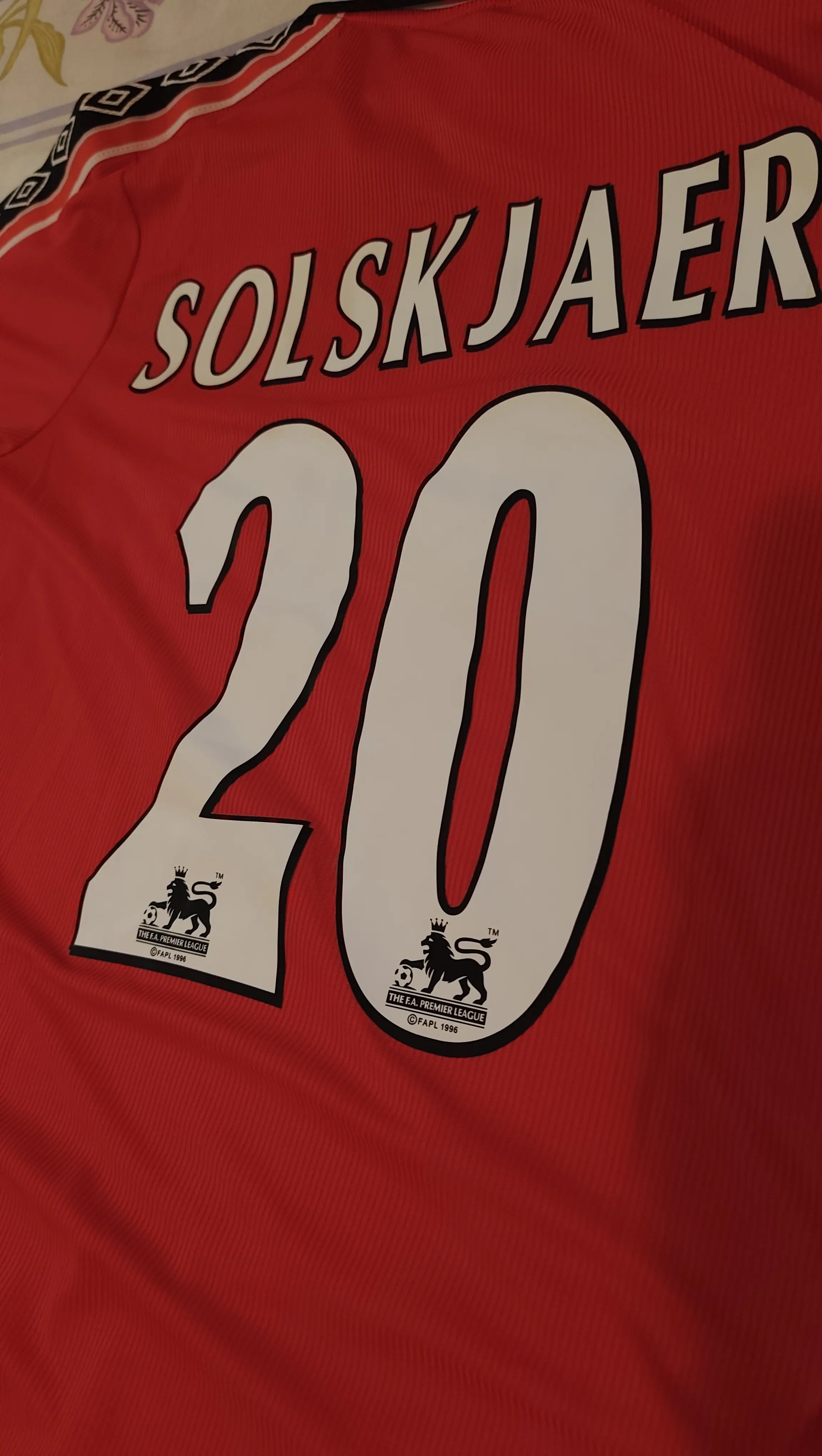 98/99 Manchester United Home Retro Player Version jersey photo review
