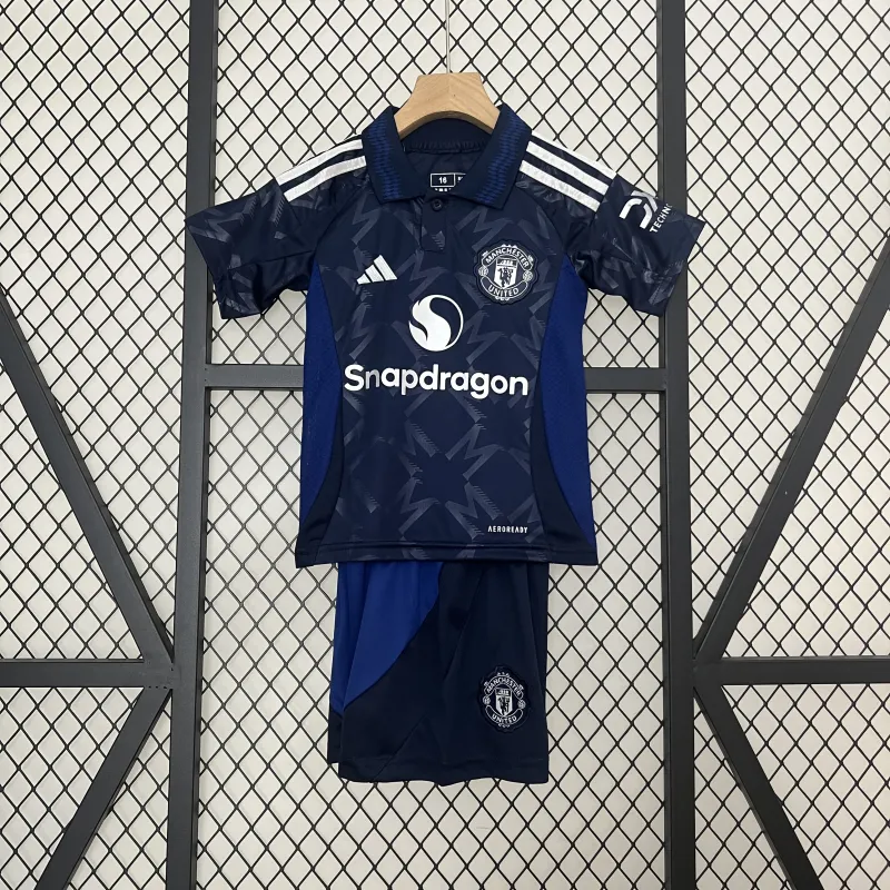24/25 Manchester United away kids kit