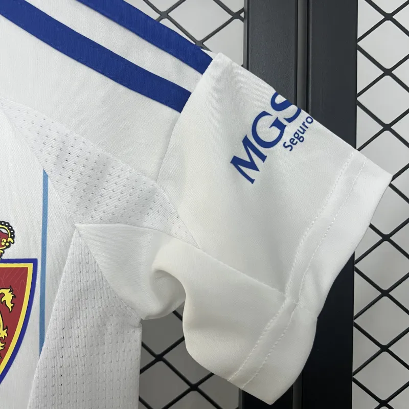 Kit infantil do Real Zaragoza para casa 24/25
