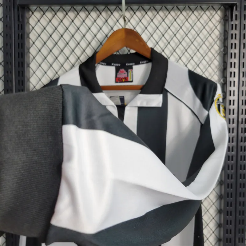 97/98 Juventus Home Retro Long Sleeve Soccer Jersey