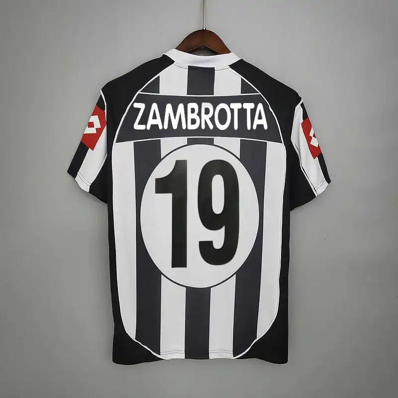 02/03 Juventus home Retro Soccer Jersey