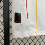 24/25 Lens drittes auswärts weißes Fußballtrikot