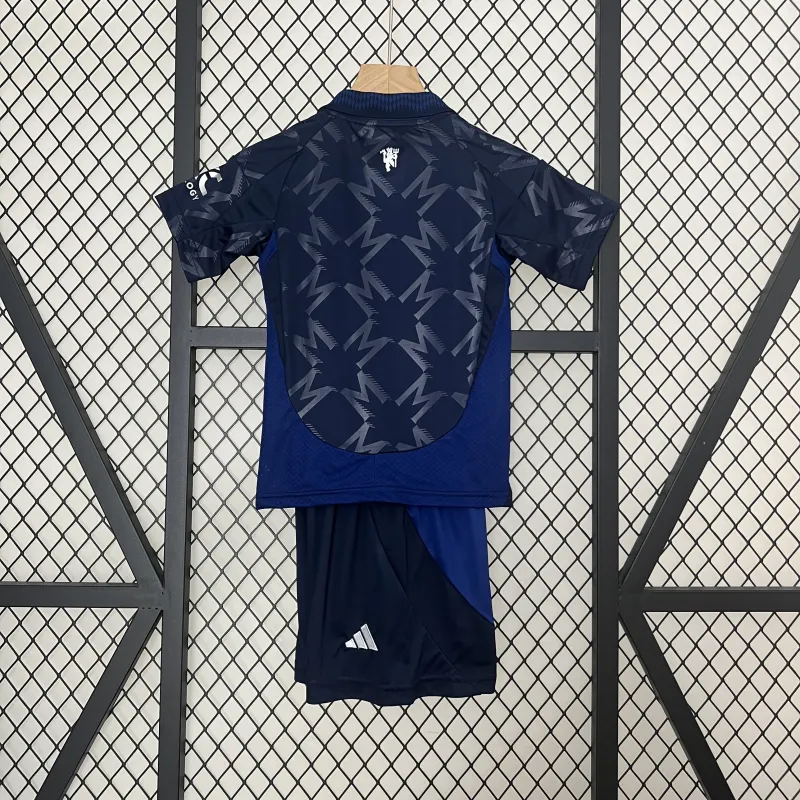24/25 Manchester United away kids kit