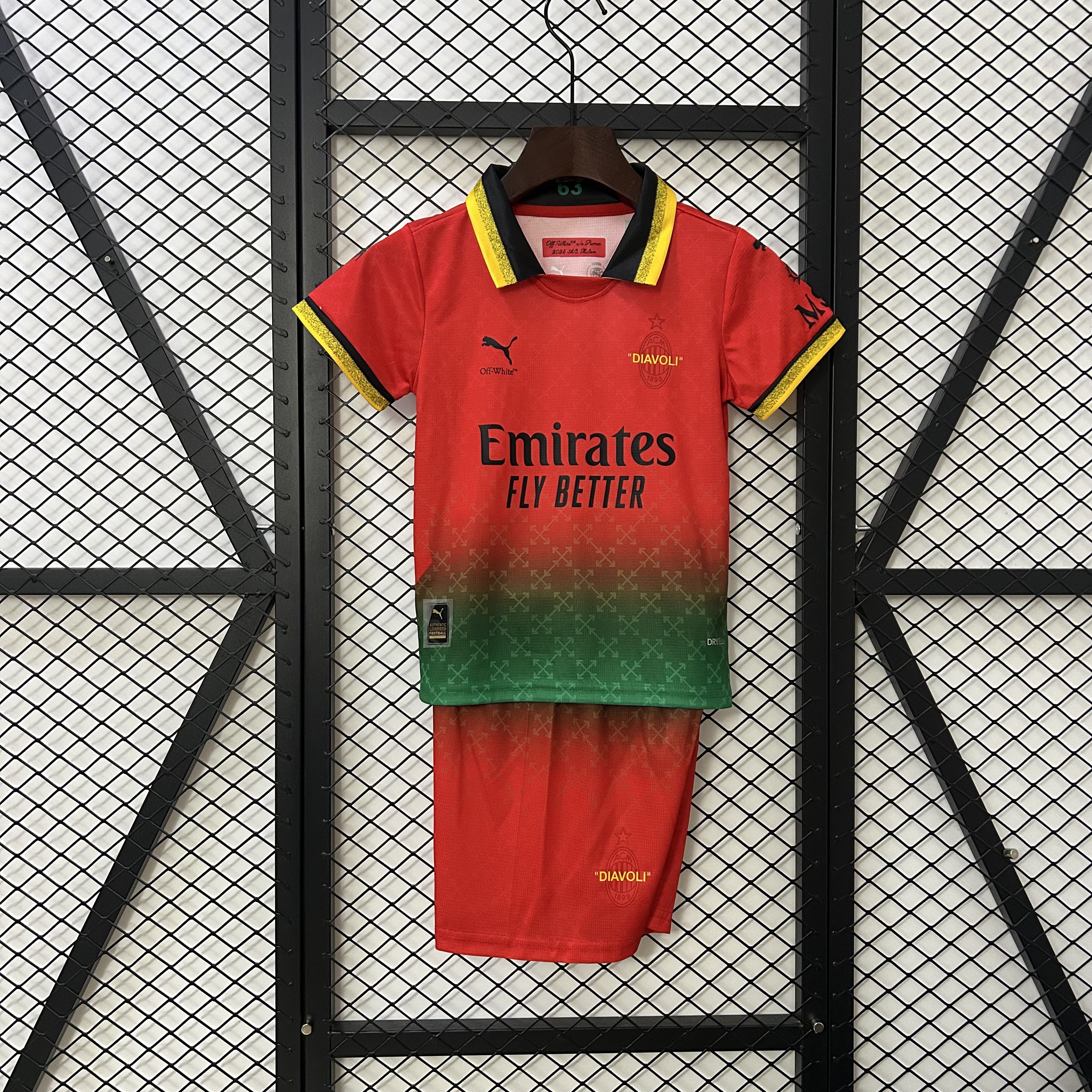 25-26 AC Milan Co-Branded Edition rood kindershirt 25-26 AC Milan Co-Branded Edition rood kindershirt