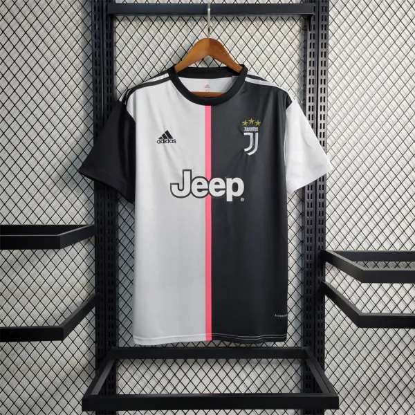 Juventus 19/20 retro jersey - A-Grade Quality Detail View