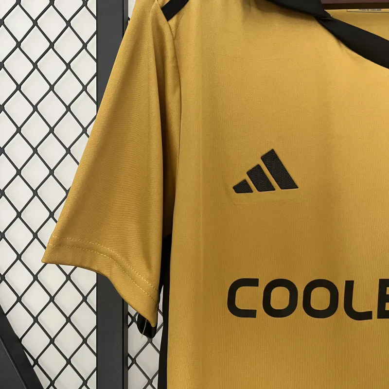 24/25 colo cuarto partido fuera Jersey
