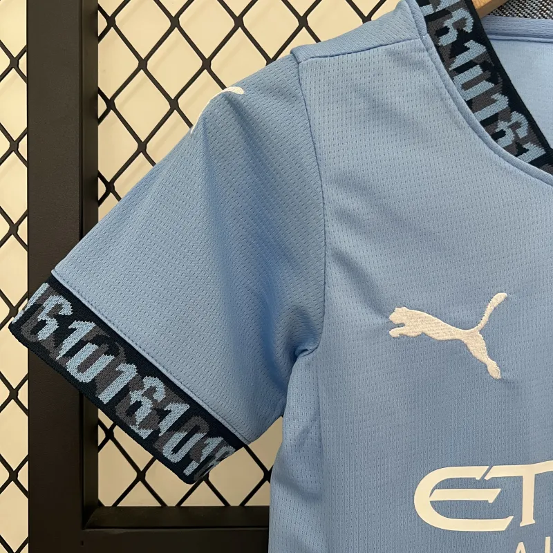 24/25 Manchester City home Kids kit