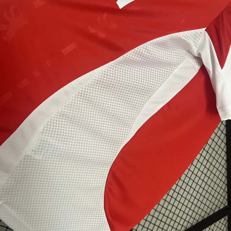 24/25 Union Berlin Home Soccer Jersey