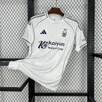 Camiseta de fútbol 25/26 Nottingham Forest away Camiseta de fútbol del Nottingham Forest para partidos fuera de casa de la temporada 25/26