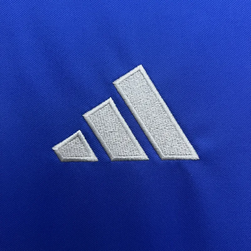 Maillot bleu édition spéciale 25/26 du Club Universidad de Chile