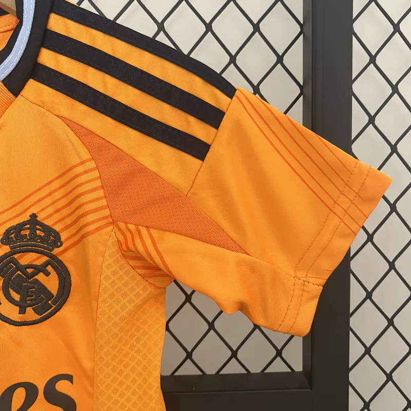 24/25 Real Madrid Away Kids kit