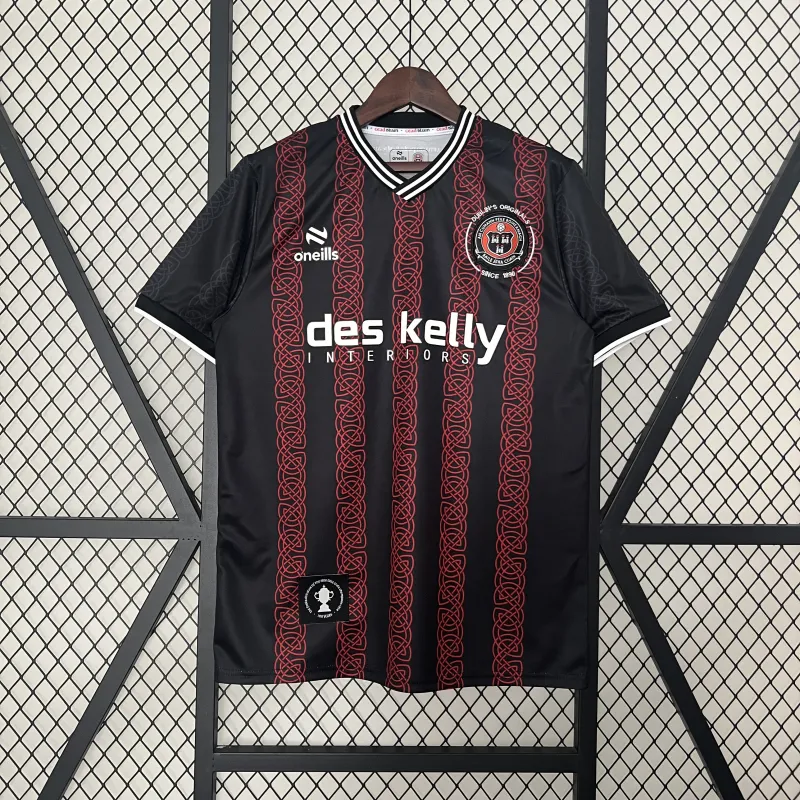 Maglia da calcio casalinga del Bohemian FC 24/25