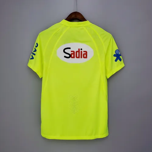 2025 Brésil Entraînement Maillot de football vert fluorescent
