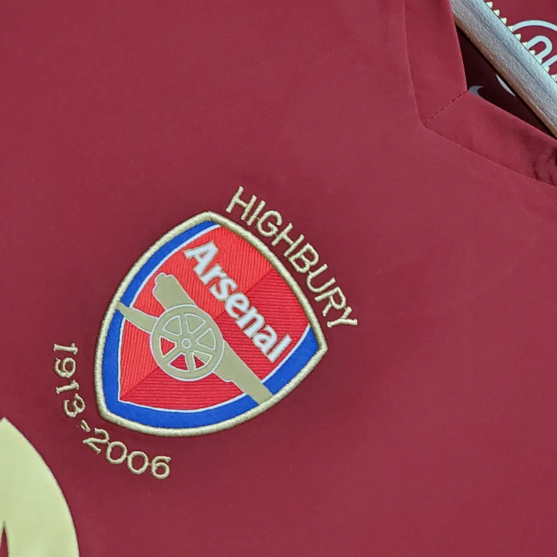 05/06 Arsenal home Retro Soccer Jersey