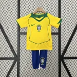 Kit rétro pour enfants Brésil 2004