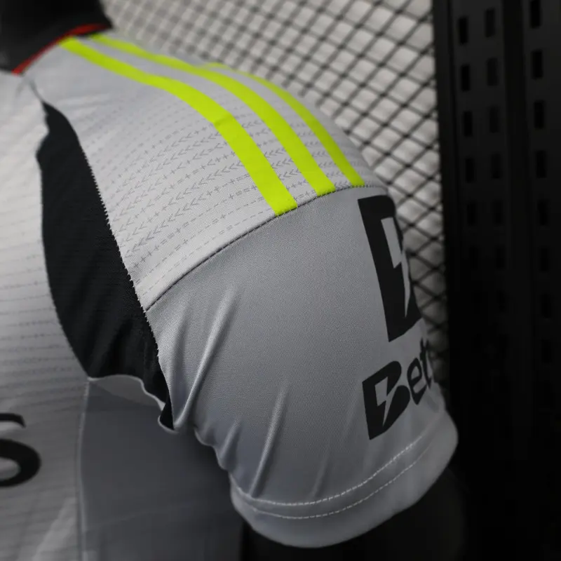 Camisola do Benfica versão jogador 24/25