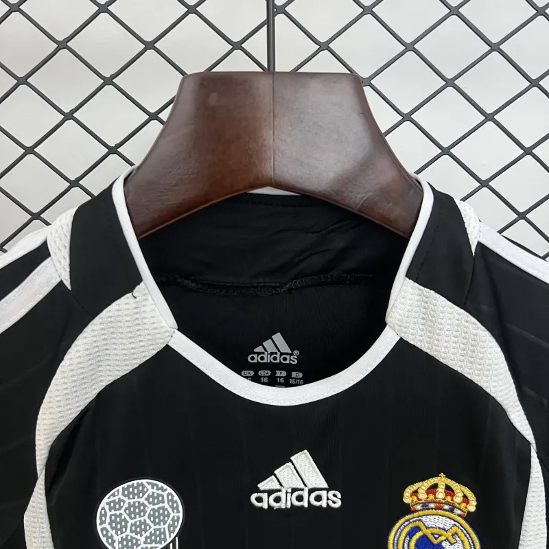 06/07 Real Madrid away black Retro kids kit