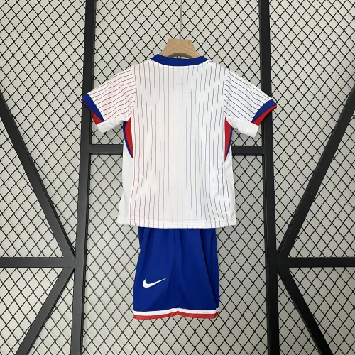 Het Franse uitshirt voor kinderen van 2024