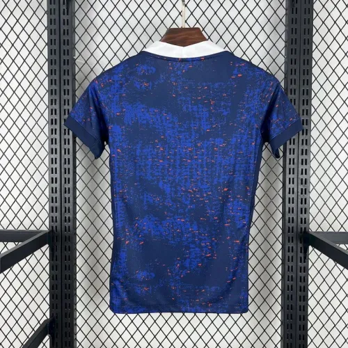 Camisa feminina da França para 2025
